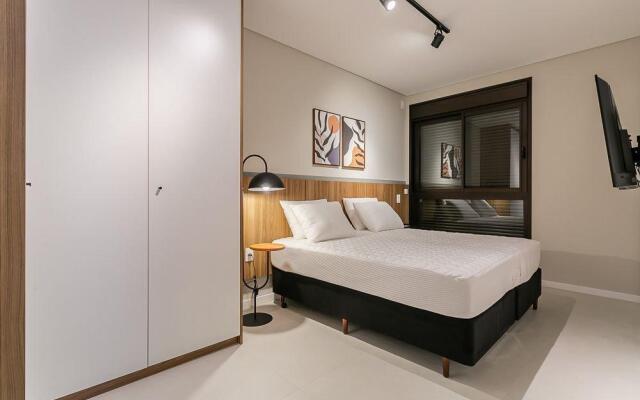 Apto confortável e completo em Floripa VIL305