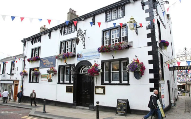 Swan and Royal Hotel