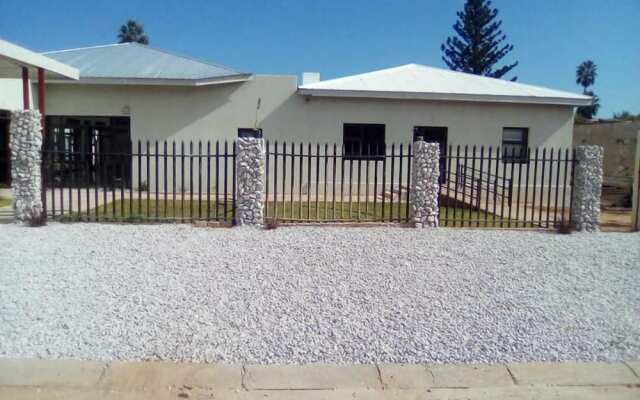 Tsumeb Guesthouse Kamho