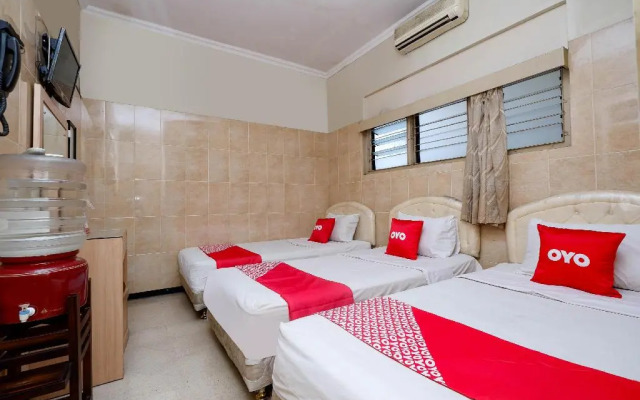 OYO 1843 Cahya Nirwana