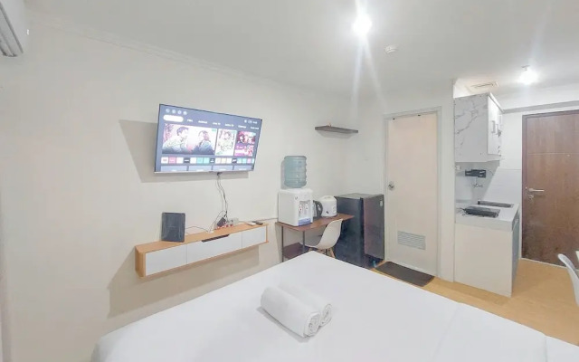 Homey And Elegant Studio At Apartment Sentraland Medan