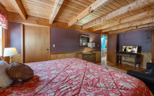 Sweet Magnolia 2 Bedroom Home