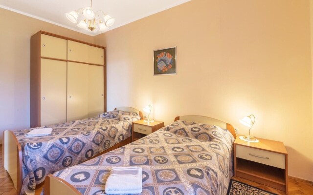 Stunning Home in Labin With 2 Bedrooms