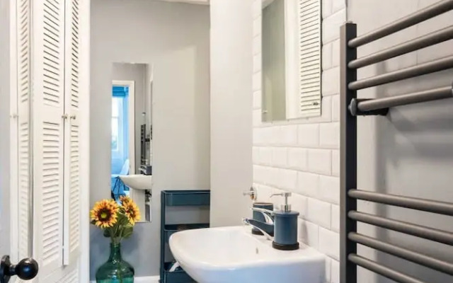 Stunning Flat Near the Beach & Trains