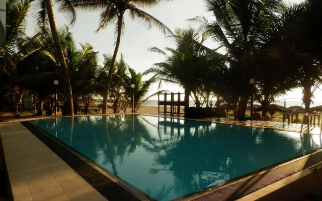 Lanka Beach Hotel