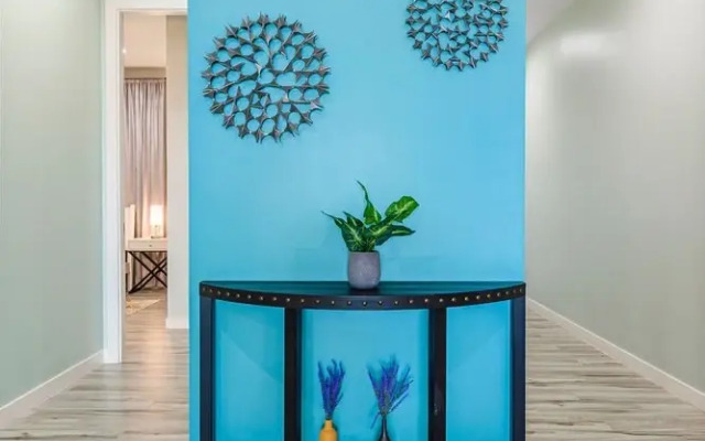 Oceanside Luxury The Cove Palm Beach 2BR 2 5BA