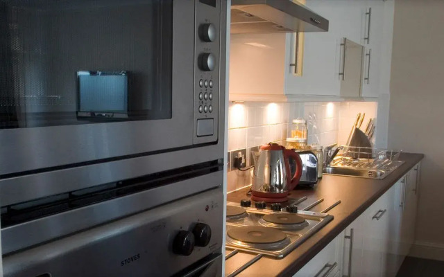 MAX Serviced Apartments Glasgow, 38 Bath Street