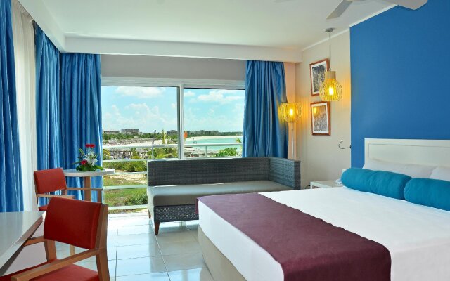 Grand Aston Cayo Las Brujas Beach Resort & Spa