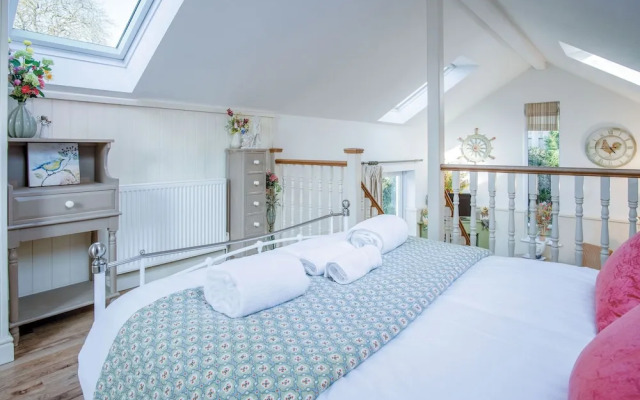 Bee Happy - 1 Bedroom Holiday Home - Saundersfoot