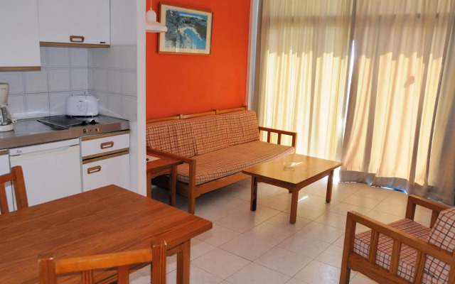 Aparthotel Costa Volcan & Spa