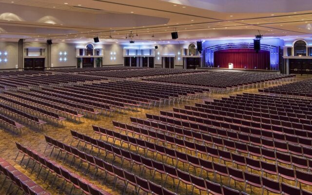 Sheraton Greensboro at Four Seasons