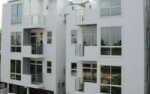 HolidayMakers Inn