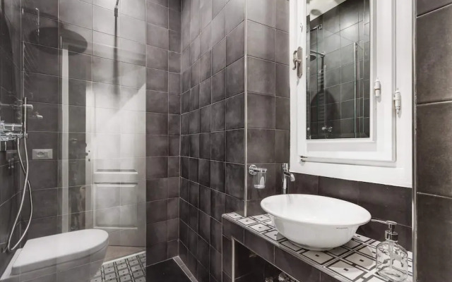 Giglio Courtyard - Duomo Stylish Apartment