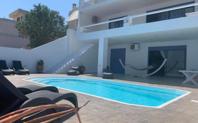 NV pool villa Aegina 1