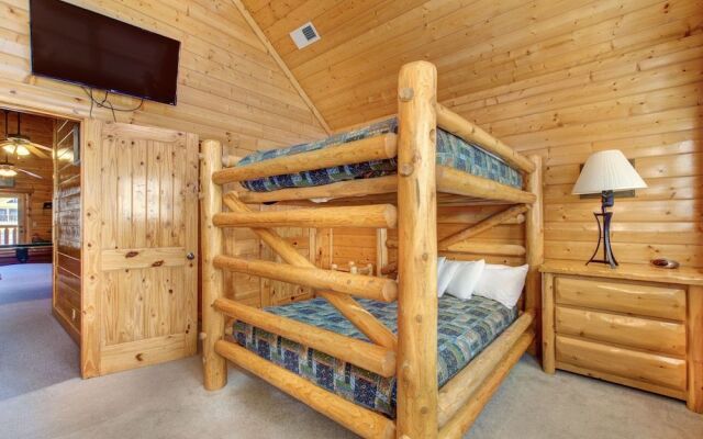 Moonlight Lodge