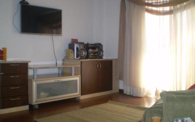 Quarto Privativo em Apartamento Confortável