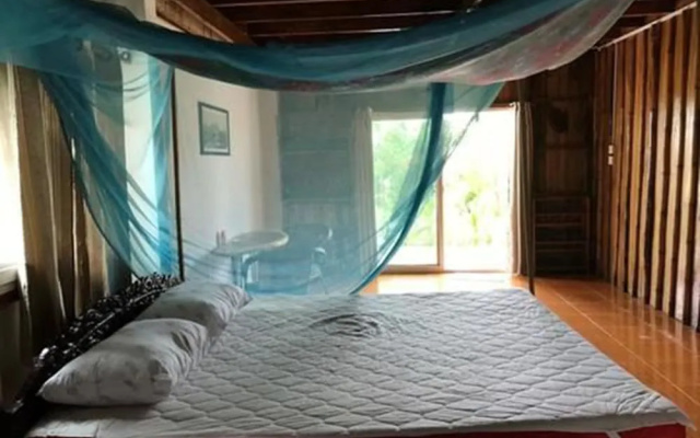 Coconut Blvd Resort
