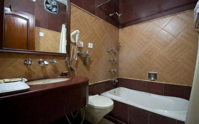 Sunstar Grand