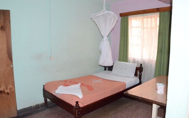 Timboroa Hotel