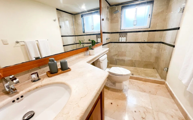 Beach Front Luxury condo