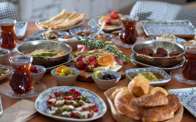 Dafni Plus Hotel Sigacik