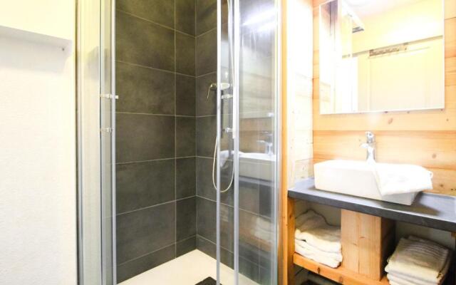 Penthouse 3-bedroom apartment, mountain views, large terrasse, piste access