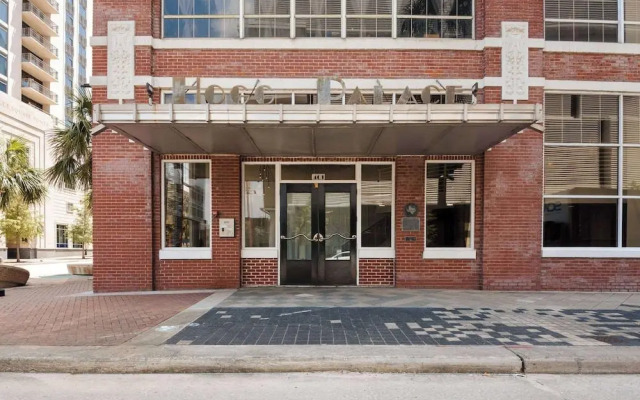 Reside Houston Dwntwn, Wyndham