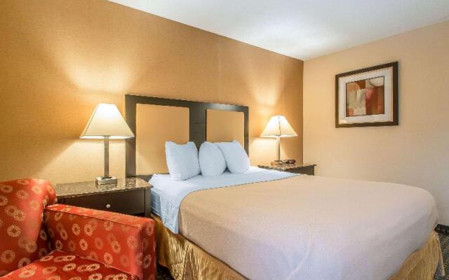 Quality Inn Hoffman Estates - Schaumburg