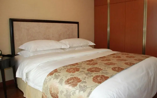 Jia Yisi Hotel