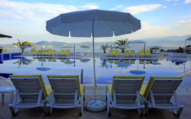 Roseira Beach Resort