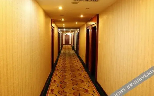 Taigeyuan Business Hotel