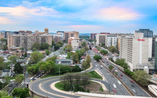 Hilton Arlington National Landing