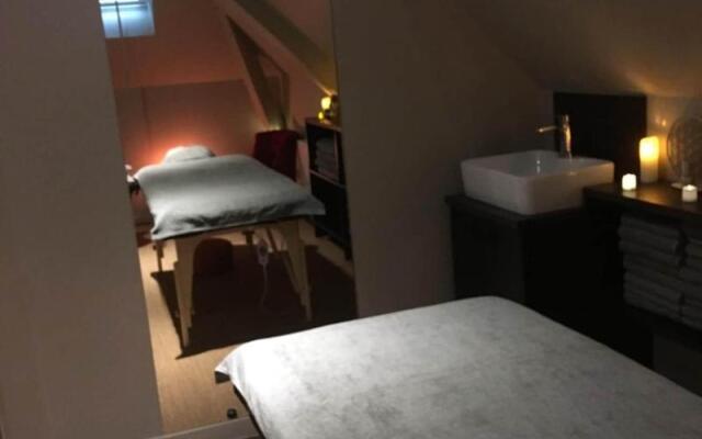 BRIT HOTEL PRIVILEGE LISIEUX – La Villa des Arts