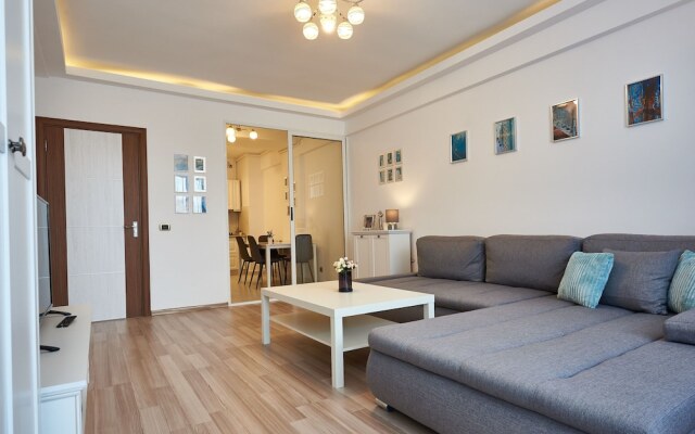 Isaran Apartments