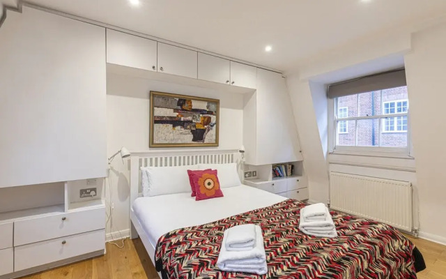 Stylish&Spacious 4br House W/Parking in Kensington
