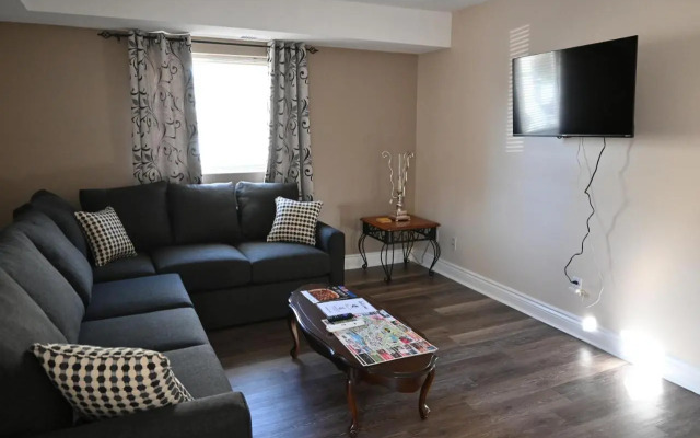 Elgin Suite