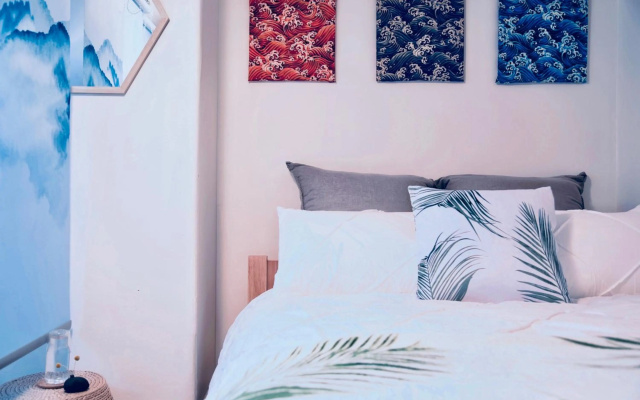 Lotus Gogh Apartment