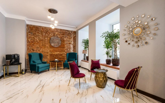 Aparthotel Plaza KG