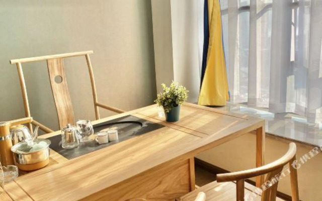 Yunji apartment (Xindu Huidian, Daxin Xindu, Shunde Golden Phoenix Plaza)