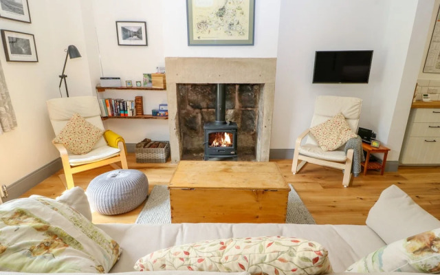 Cragside Cottage