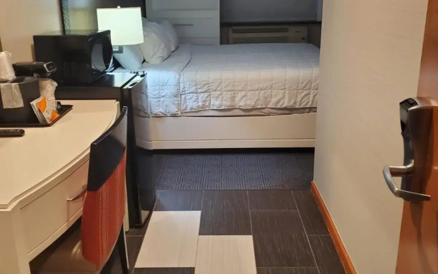 Umbrella Hotel Brooklyn