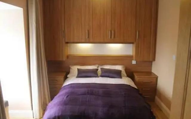 Zephyr Lodge