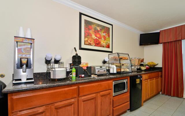 Best Western Salinas Monterey Hotel