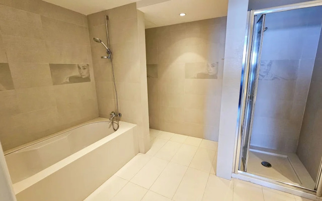 Beachfront Seaview Lux Penthouse