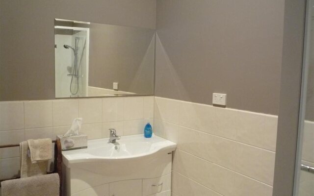 Launceston Apartments & Cottages