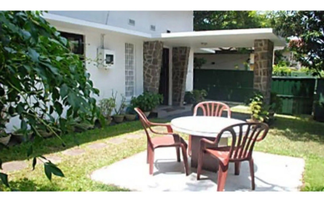 Vista Mount Lavinia Homestay