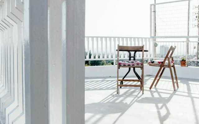 Top floor studio with endless view