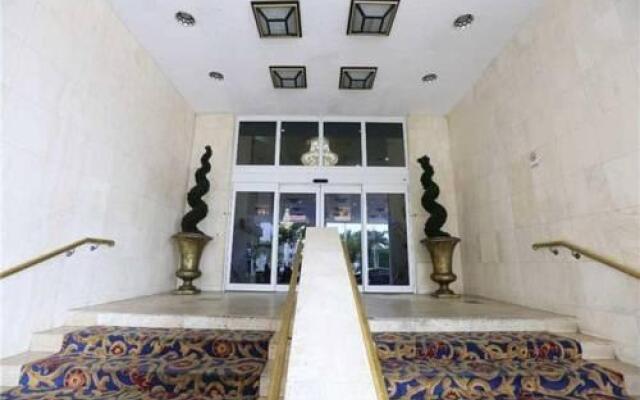 Castle Beach Club Apartments