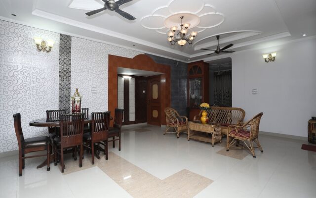 OYO 13293 Home Luxury Villa Canal Road
