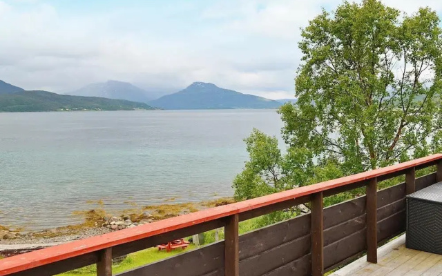 Three-Bedroom Holiday Home in Hamnvik 1